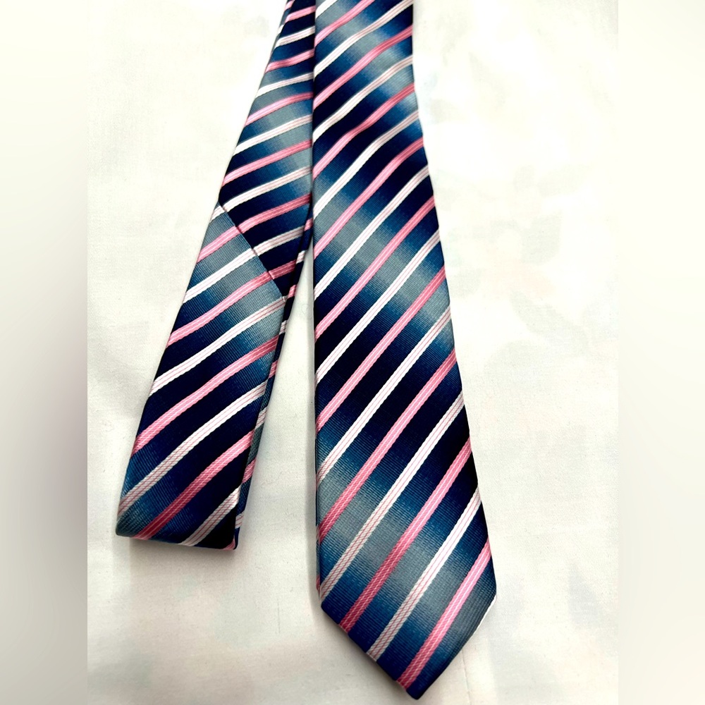 Men’s tie